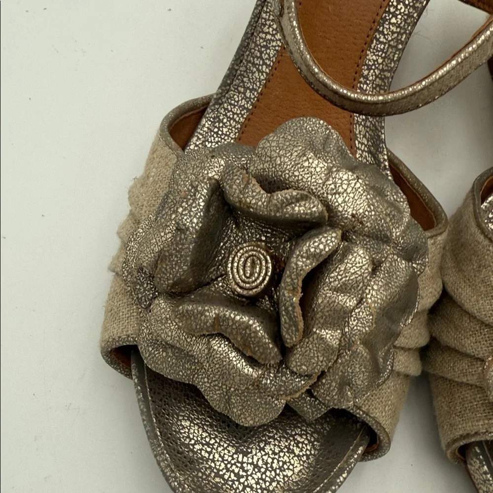 Vintage Elegant Metallic Wedge Sandals leather canvas 7.5 boho casual office Y2K